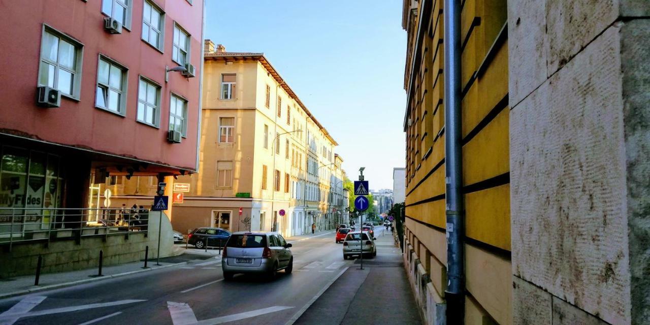Zpula Center And 2* Pula